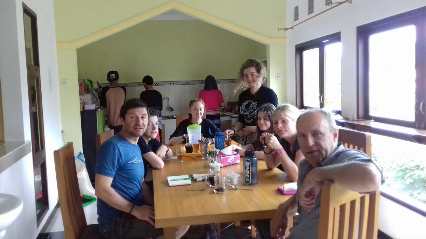 Dannu'S Homestay Ijen And Bromo Tour Banyuwangi  Exterior foto